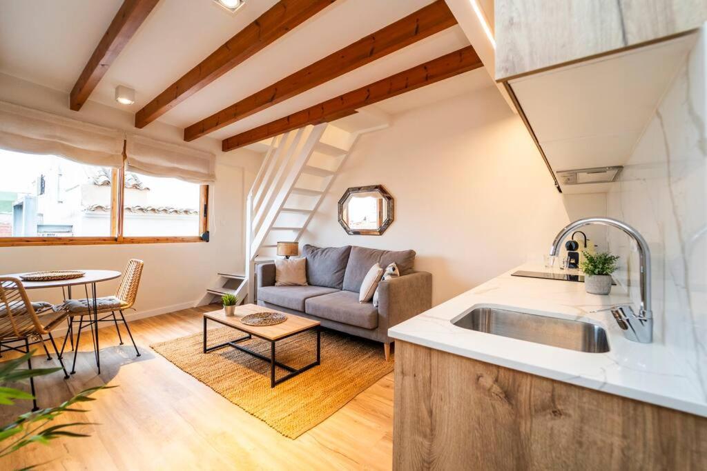 Ocean View Loft Apartment Вилахойоса Екстериор снимка